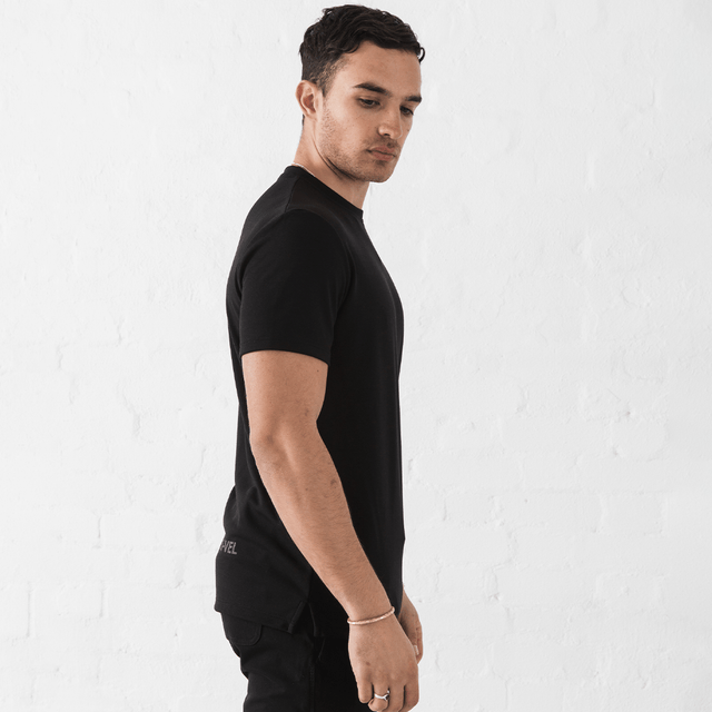 Fresh Feel Slim T-shirt: Technical T-shirt Black Side