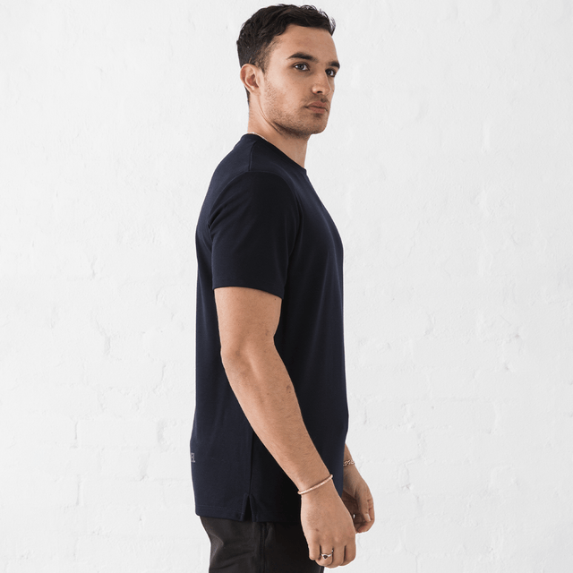 Fresh Feel Slim T-shirt: Technical T-shirt Navy Side