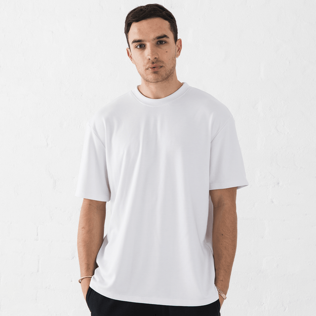 Fresh Feel Oversized T-shirt: Technical T-shirt White Front