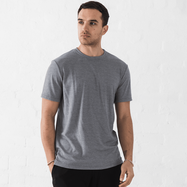 Fresh Feel Slim T-shirt: Technical T-shirt Grey Front