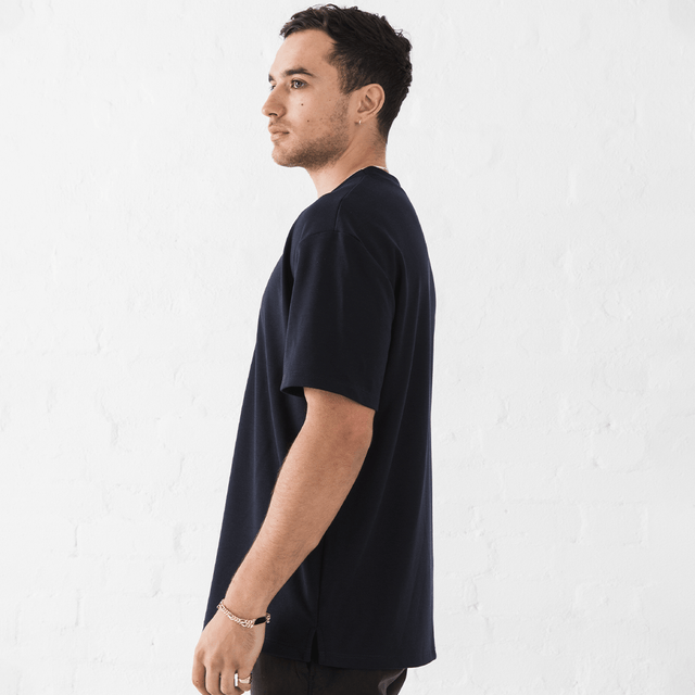 Fresh Feel Oversized T-shirt: Technical T-shirt Navy Side