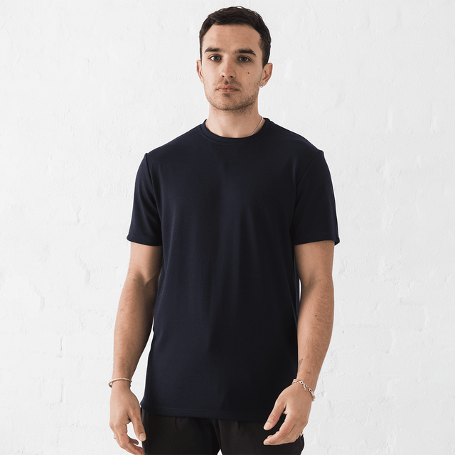 Fresh Feel Slim T-shirt: Technical T-shirt Navy Front